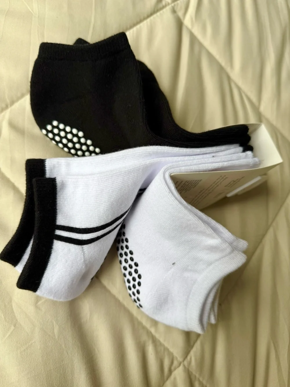 NEW Balance Collection Low-Cut Grip Socks - Black & White Non Slip Yoga Pilates